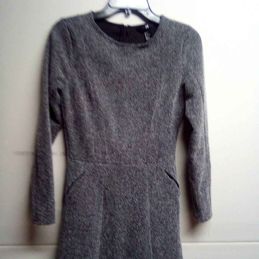 HNM dress
